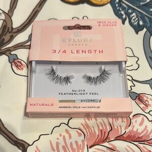 Naturals 3/4 Length Lashes - Black